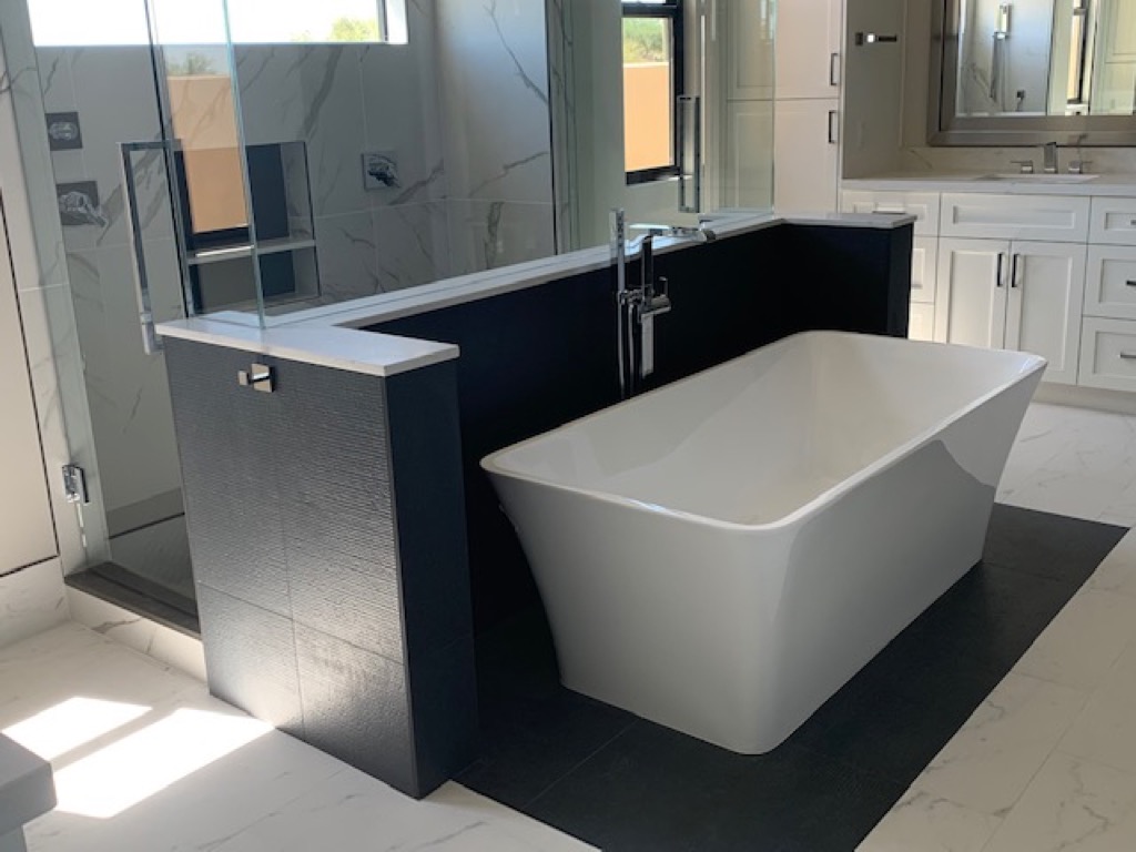 Professional bathroom tile installation in Phoenix by Aguilar Tile And Stone – custom showers, bathtubs, and counters for your remodel.
