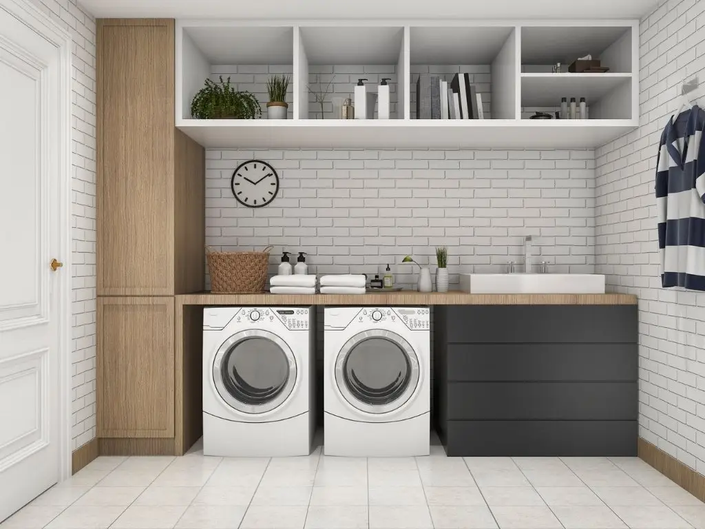 Professional laundry room tile installation by Aguilar Tile And Stone, Arizona’s trusted tile and stone experts. Stylish and functional designs for your home.